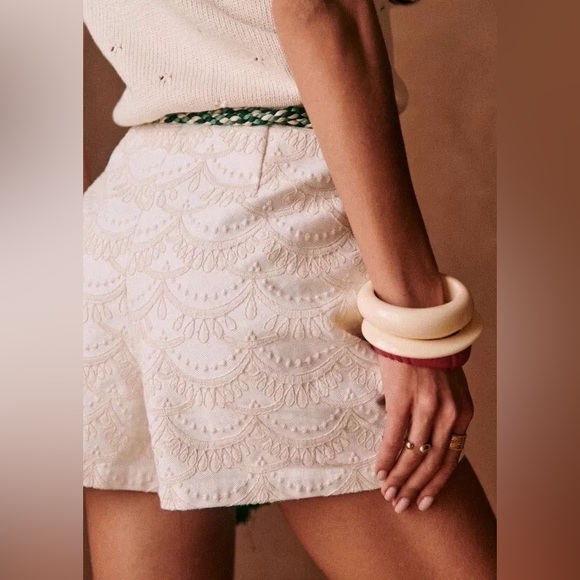 NWT Sezane Elisou Shorts, 10/42, Embroidered Ecru - Picture 2 of 3